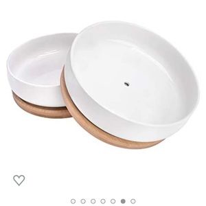 2 - 6” Ceramic Succulent Panter Pots and 2 bamboo trays NEW flowers plants